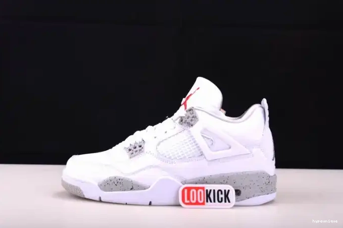 HYPE 4 Retro Jordan Oreo (2021) CT8527-100 White 0506